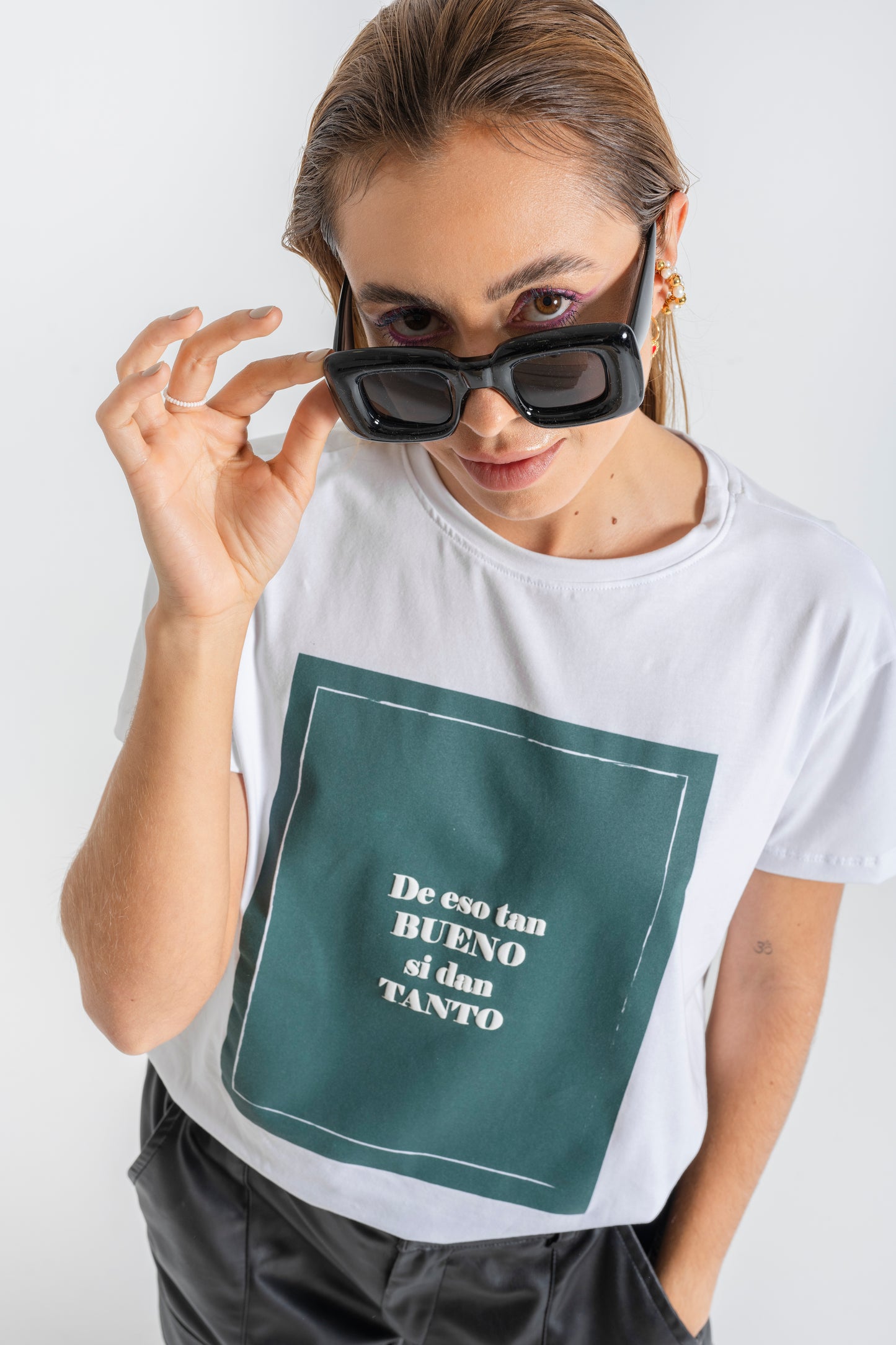 CAMISETA DE ESO TAN BUENO